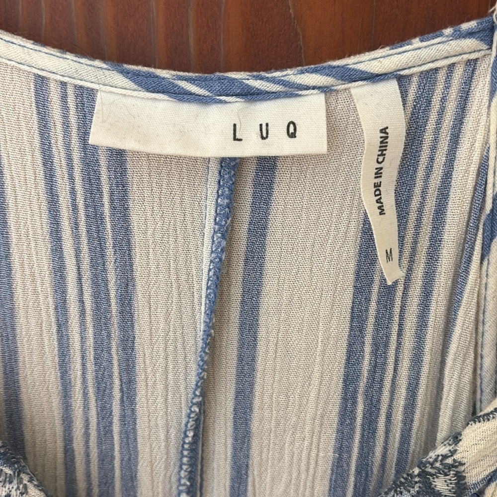 Luq Rachell Embroidered Top - Size M - Picture 4 of 5
